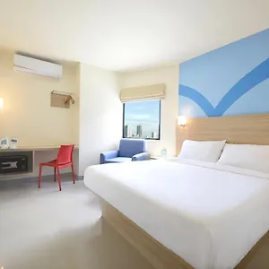 فندق إن هوب إن أسيانا سيتي مانيلا, Paranaque City